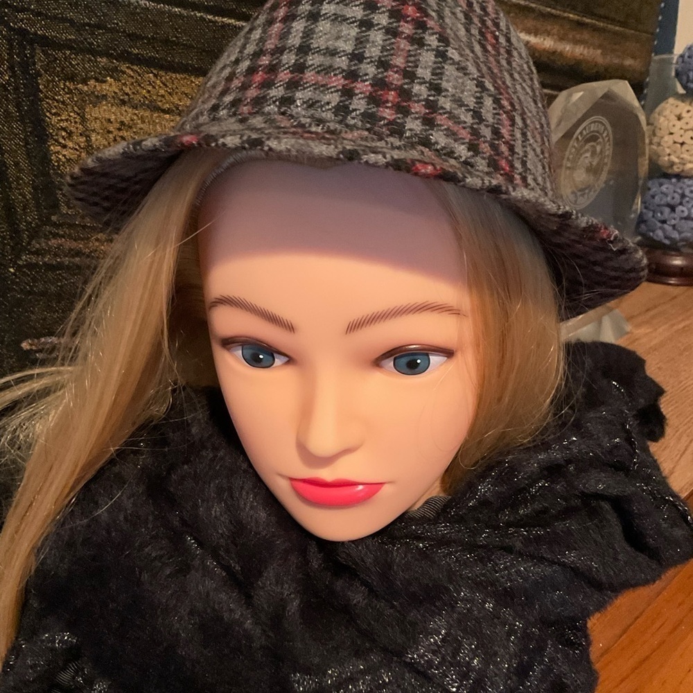 Plaid Fedora - Picture 5 of 11